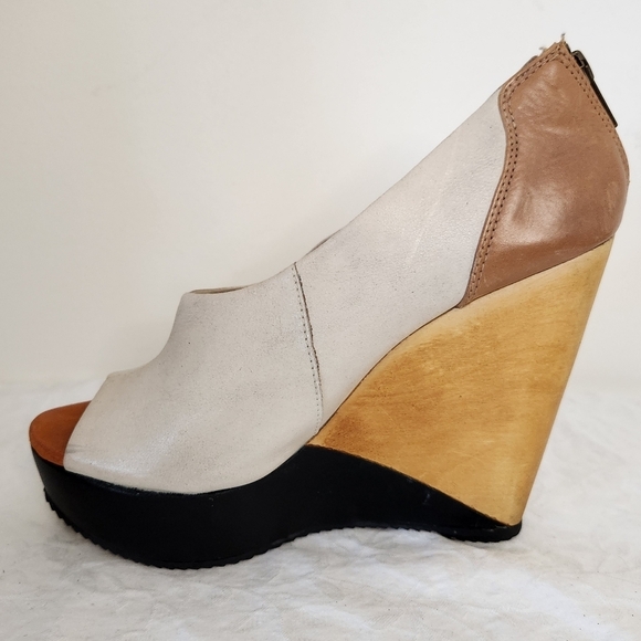 Leather Wedge Heels Cream & Tan - Picture 3 of 11